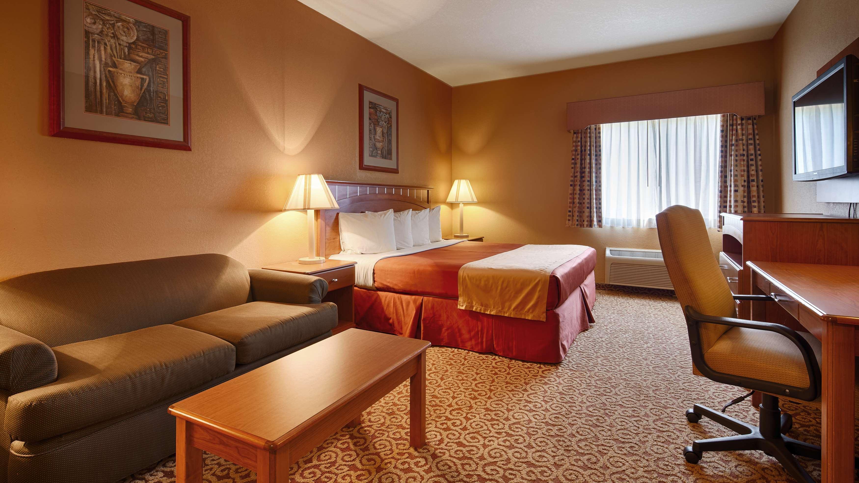 Best Western Plus Hannaford Inn & Suites Kenwood Eksteriør billede