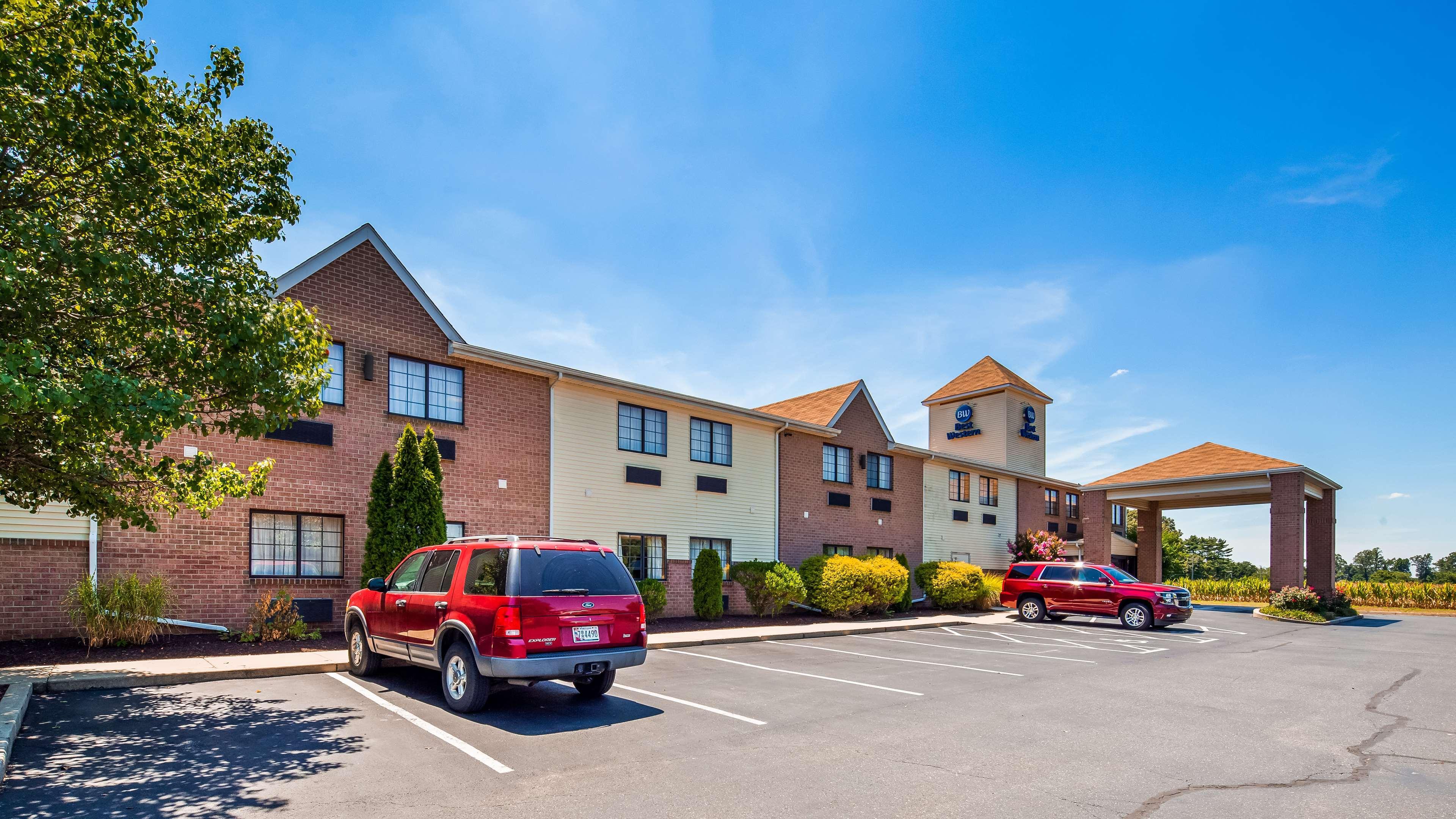Best Western Plus Hannaford Inn & Suites Kenwood Eksteriør billede